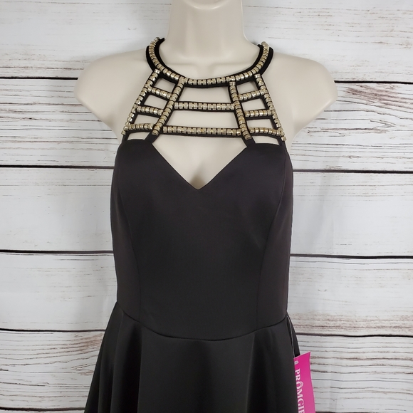 Speechless | Fit n Flare Midi Skater Dress - Picture 2 of 6